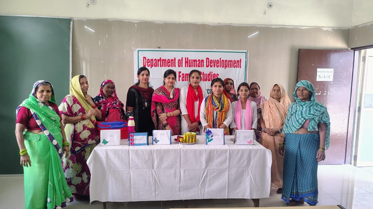 Senior women participating in Fun Fiesta event with students at Dr Bhimrao Ambedkar University, Agra