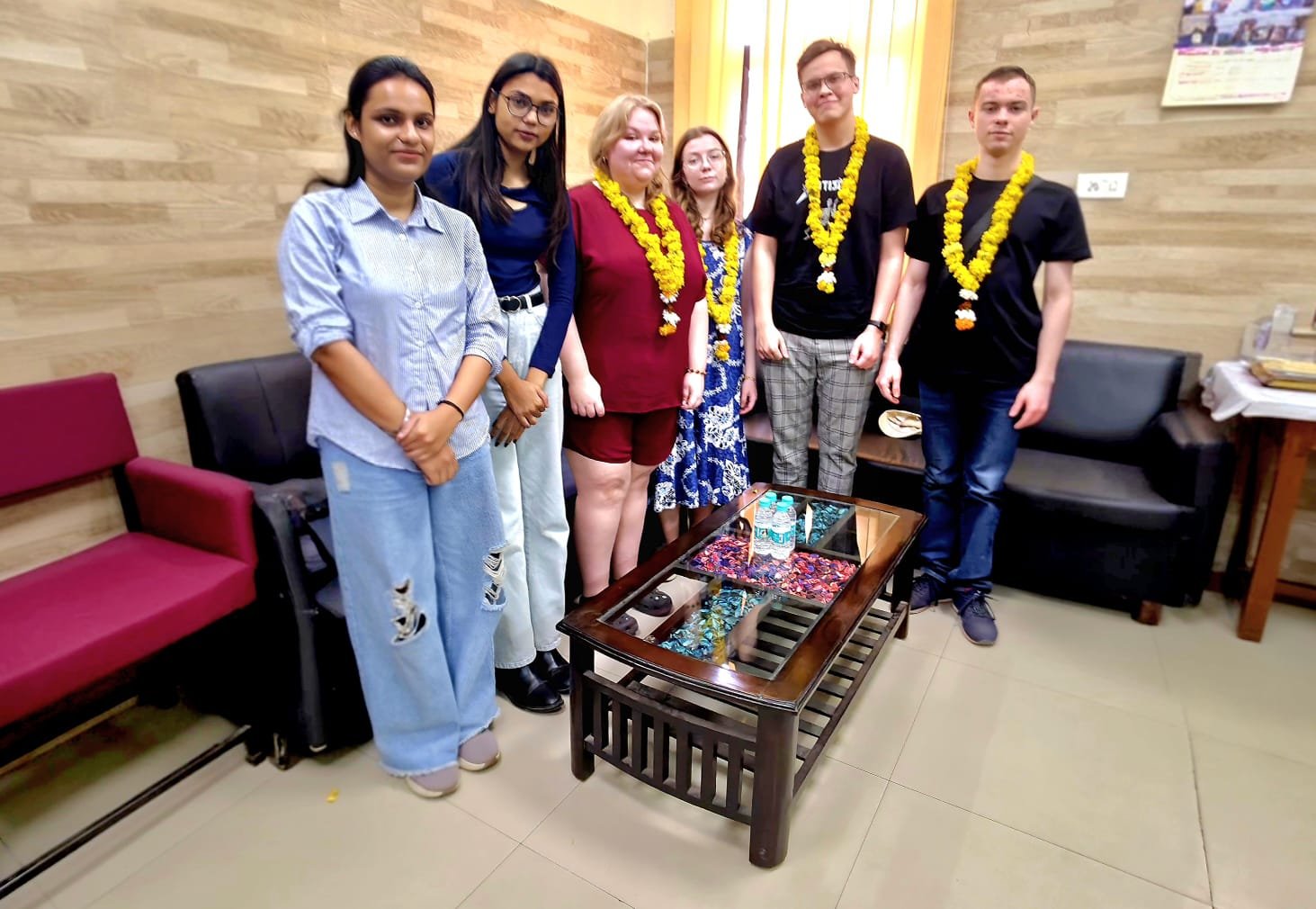 Russian students from MGIMO Moscow with DBRAU Agra officials during India–Russia student exchange program 2026