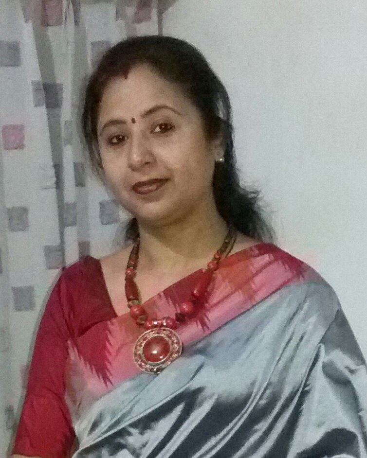 "Dr Jyoti Khandelwal performing classical Kathak dance showcasing Rasa and Bhakti in Braj region, highlighting cultural heritage, Krishna Leela, and traditional folk arts in Agra"