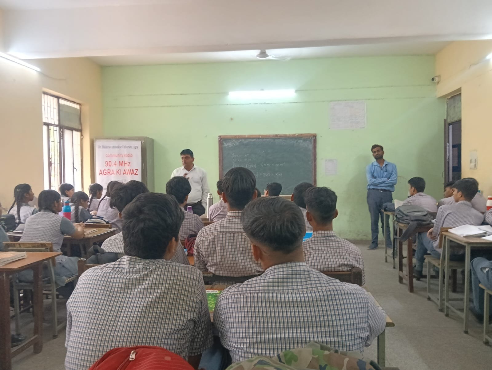 DBRAU Agra community radio 90.4 FM TB awareness program with students and health department