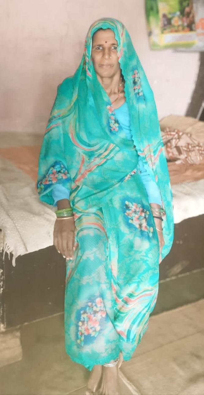 Elderly woman missing after slipping into Yamuna river near Vajidpur bridge Fatehabad during morning bath incident with rescue operation underway