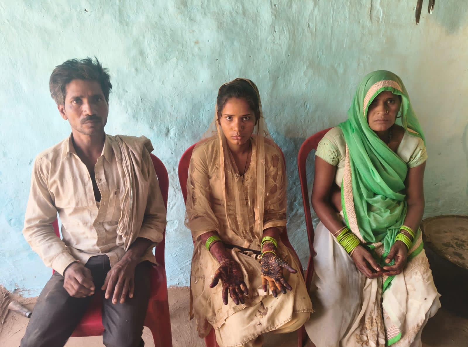 Wedding clash in Fatehabad village; guests and hosts fight, three injured, police control situation, bride refuses marriage, barat returns empty-handed.