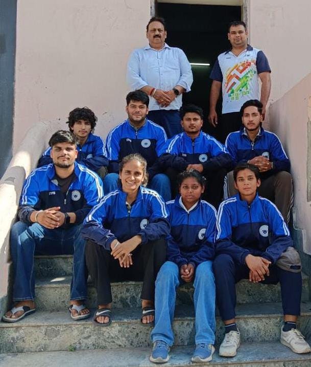 Students of Dr. Bhimrao Ambedkar University Agra during educational tour in Jammu and Kashmir and Wushu team departing for national competition