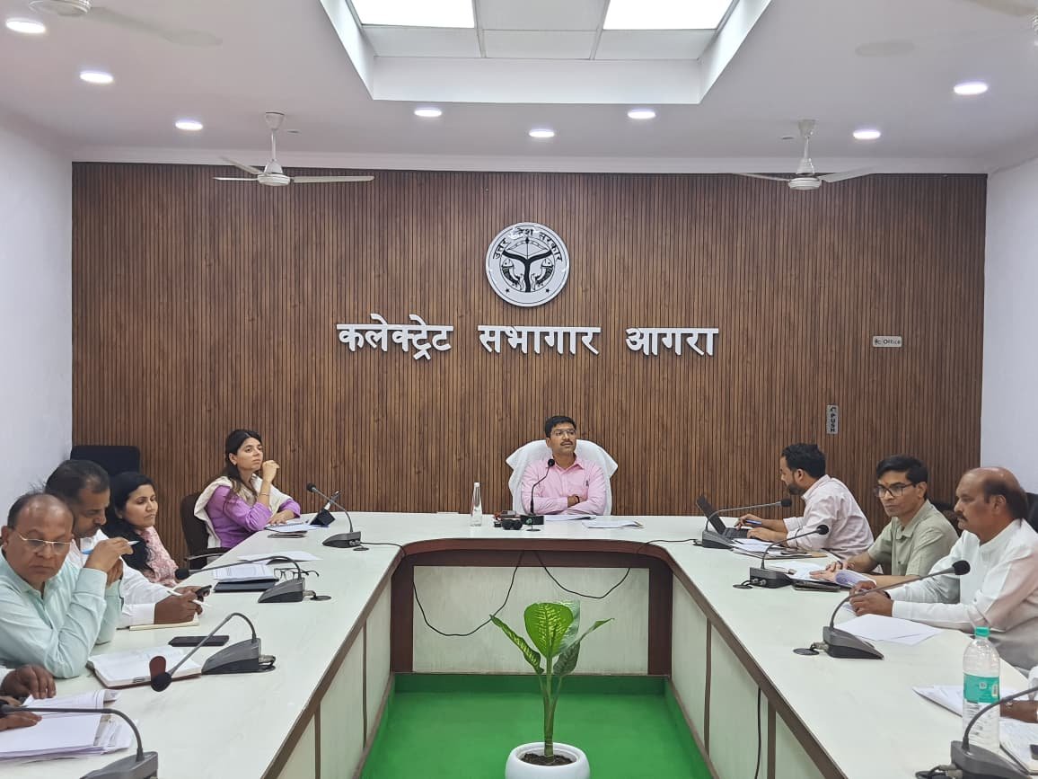 Agra District Magistrate Manish Bansal chairing Swachh Bharat Mission rural review meeting on plastic waste management and sanitation initiatives