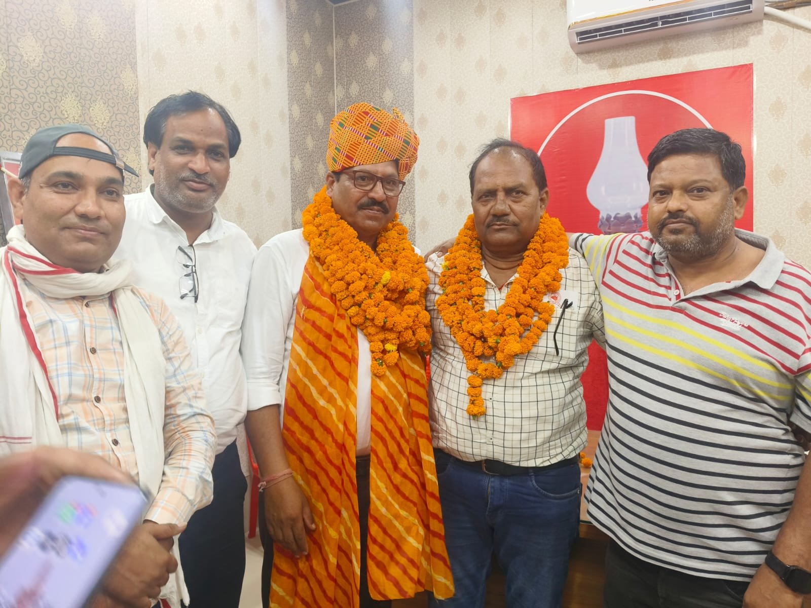 Mahesh Chand elected as President of NCRMU Agra Line Branch during railway union executive meeting in Agra with participation of railway employees from multiple departments including Electric, C&W and S&T.