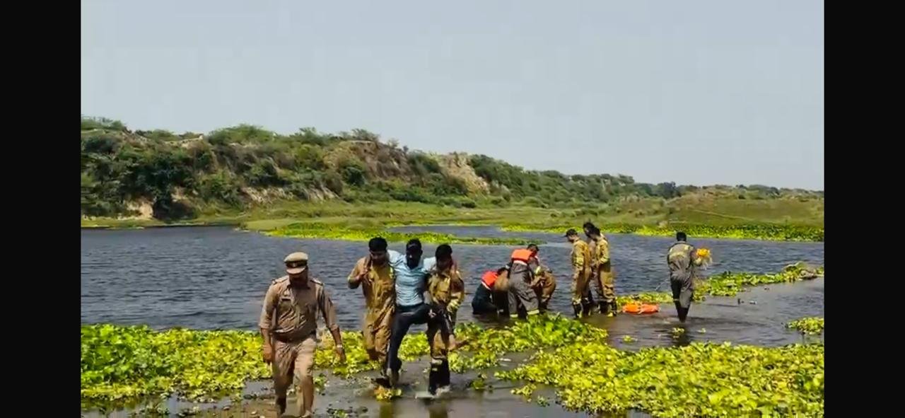 Fire brigade team conducting flood rescue mock drill near Utangan River in Fatehabad