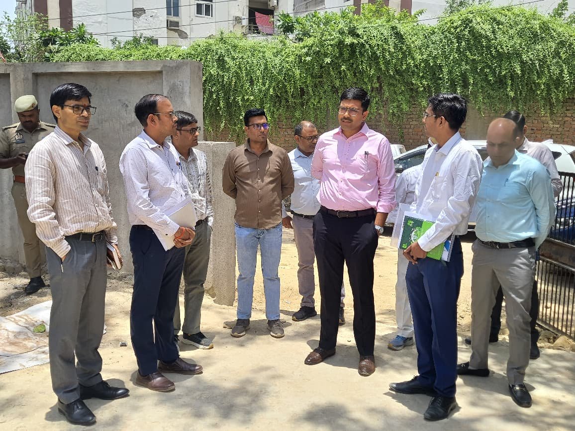 Agra District Magistrate Manish Bansal inspecting STP plant and sewer line projects at Fatehabad Road before monsoon season