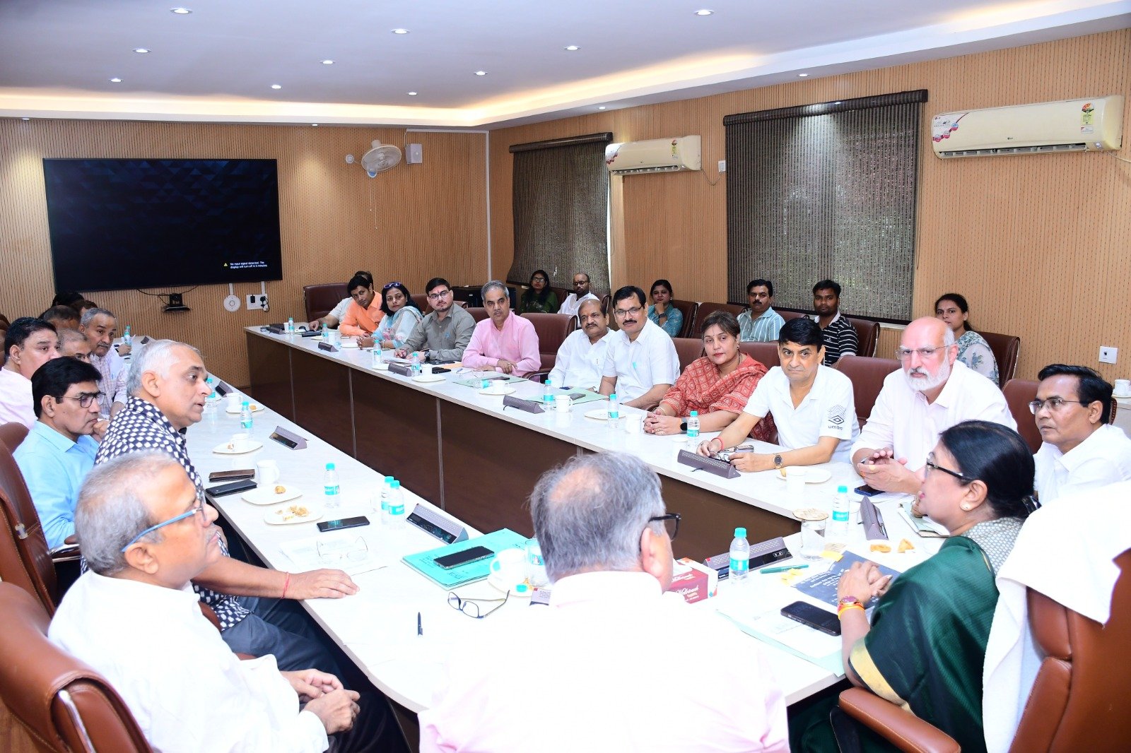 Vice Chancellor Prof. Ashu Rani chairs the review meeting for the 92nd Convocation Ceremony at Dr. Bhimrao Ambedkar University, Agra, to finalize preparations for the upcoming event.