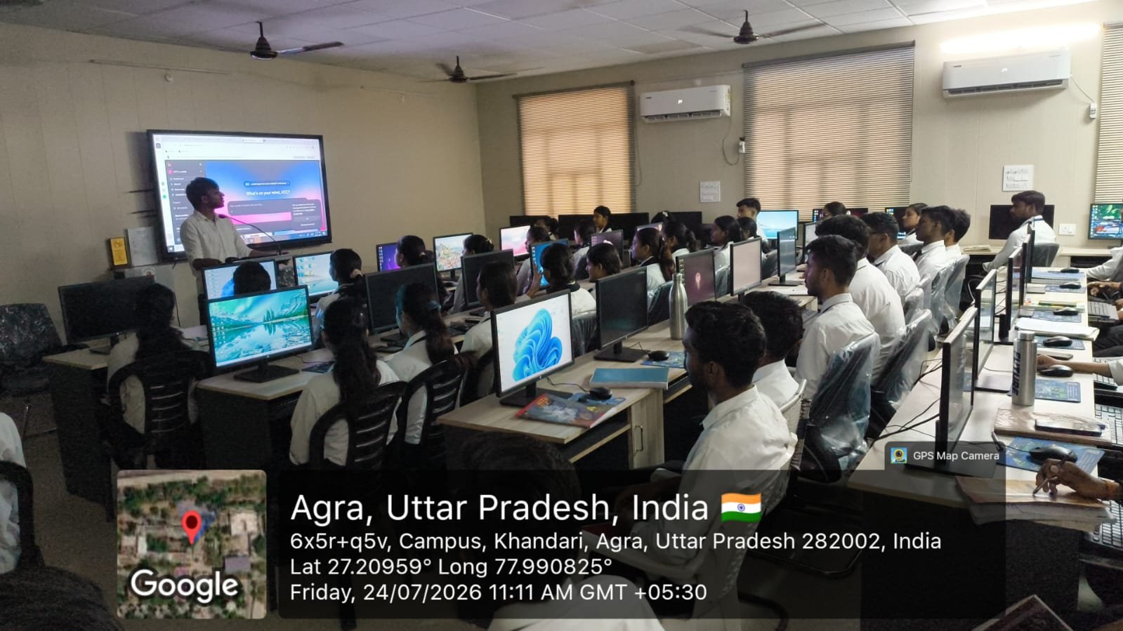 Students participate in the Hackathon with Dora AI workshop at Dr. Bhimrao Ambedkar University Computer Centre in Agra