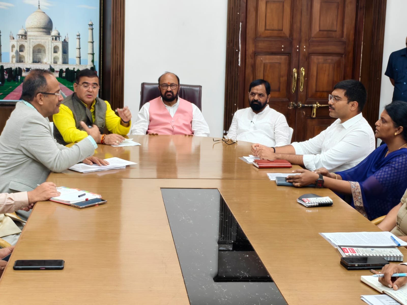 Shivaji Maharaj memorial project meeting in Agra