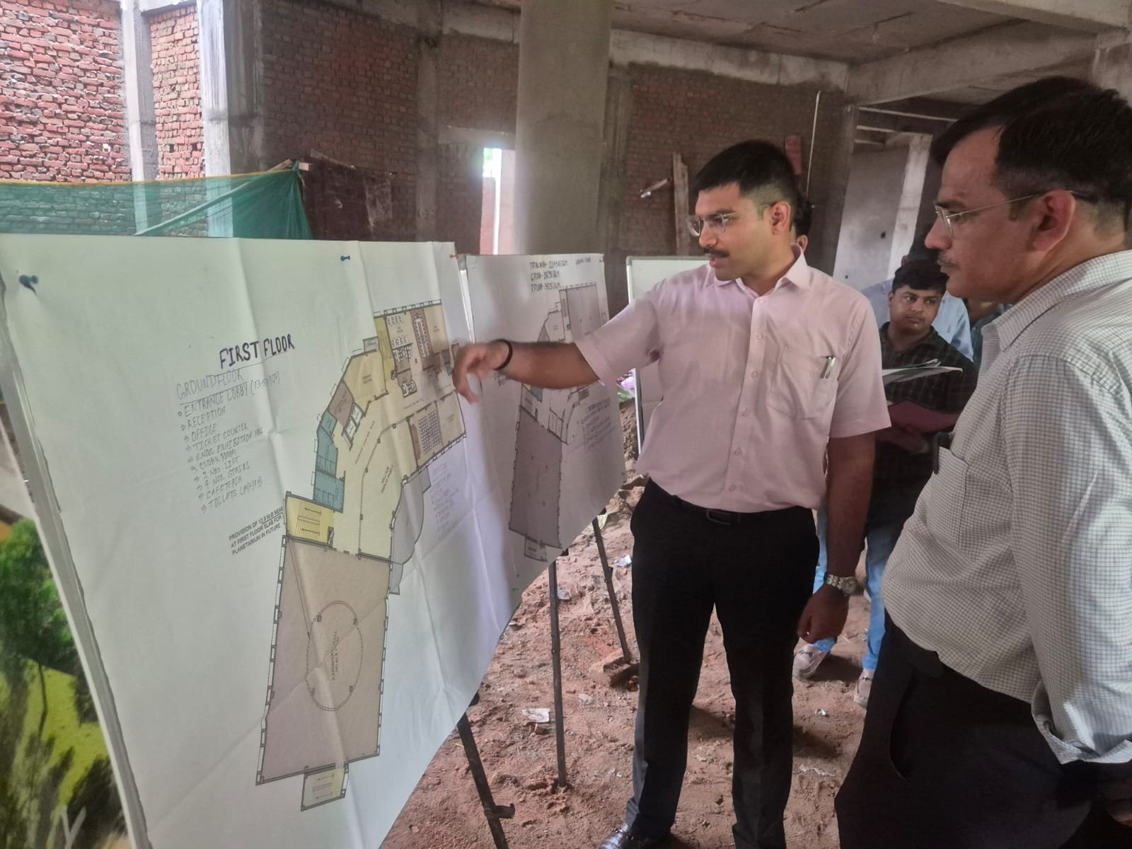 DM Manish Bansal inspects the under-construction Science Park in Agra