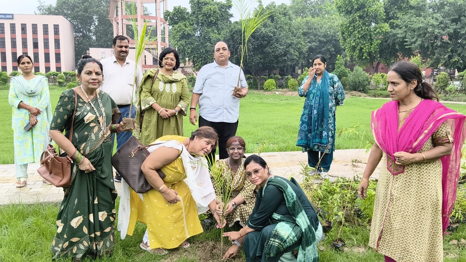 Tree plantation and sapling distribution program at Paliwal Park Agra