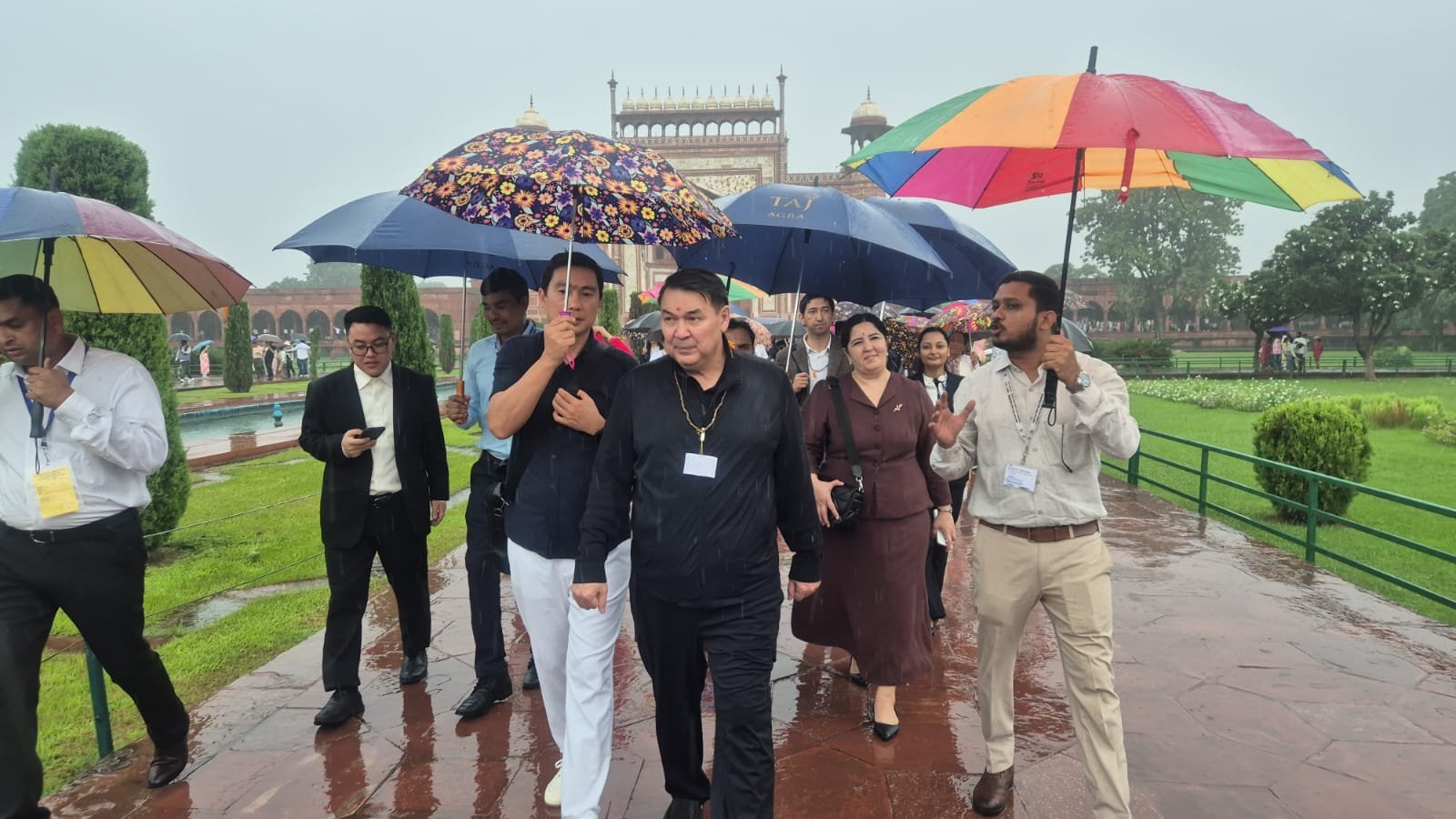 BRICS chief justice delegation visits Taj Mahal in Agra