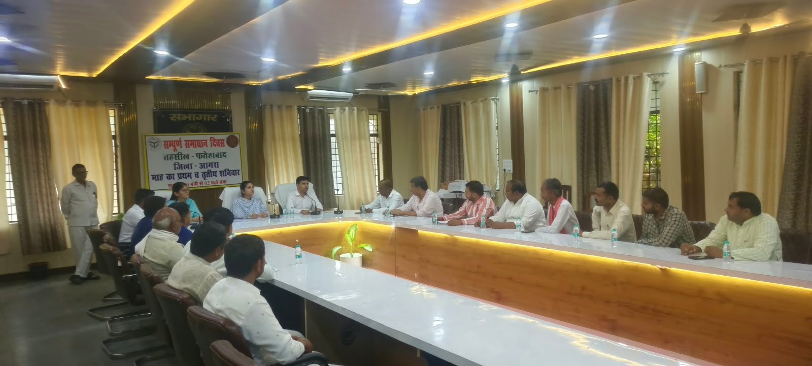 SDM Swati Sharma holds a meeting with political party representatives on voter list revision
