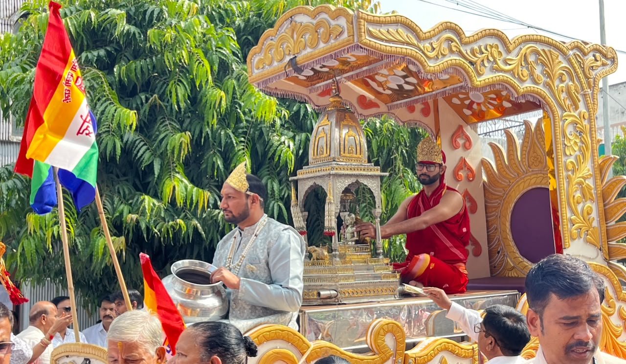 Devotees participating in the annual Jalyatra of Shri Parshwanath Digambar Jain Temple in Agra