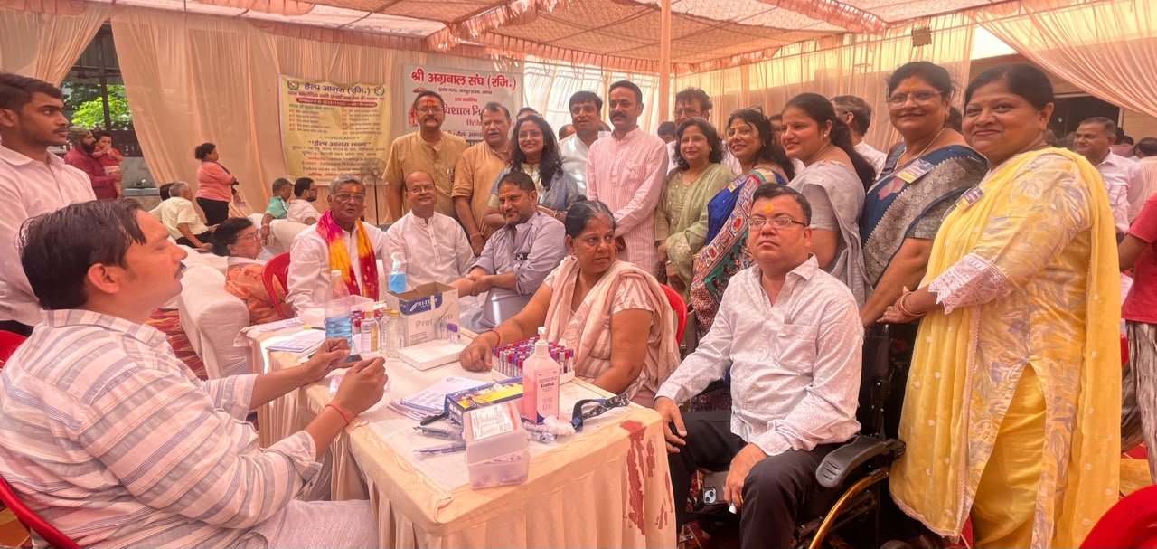 ree medical camp at Burjiwala Temple in Agra where 23 specialist doctors provided healthcare services to 1526 patients