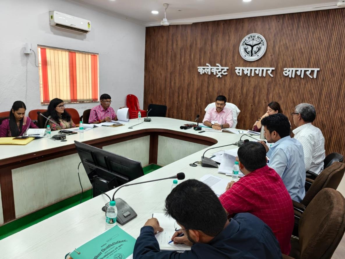 District Magistrate Manish Bansal reviewing rainwater harvesting and groundwater recharge work in Agra