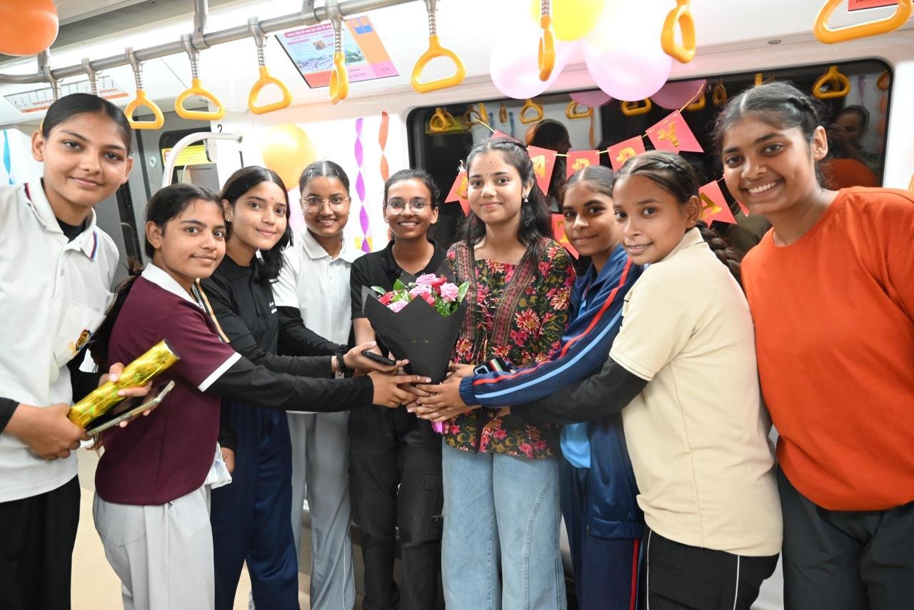 School students from Agra and Bah travel on Agra Metro and learn about metro facilities.