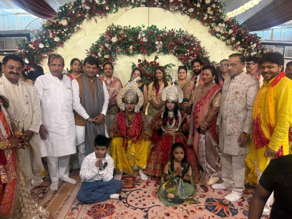 Lord Ram and Sita during the traditional Badhaar feast at Janakpuri Mahotsav 2026