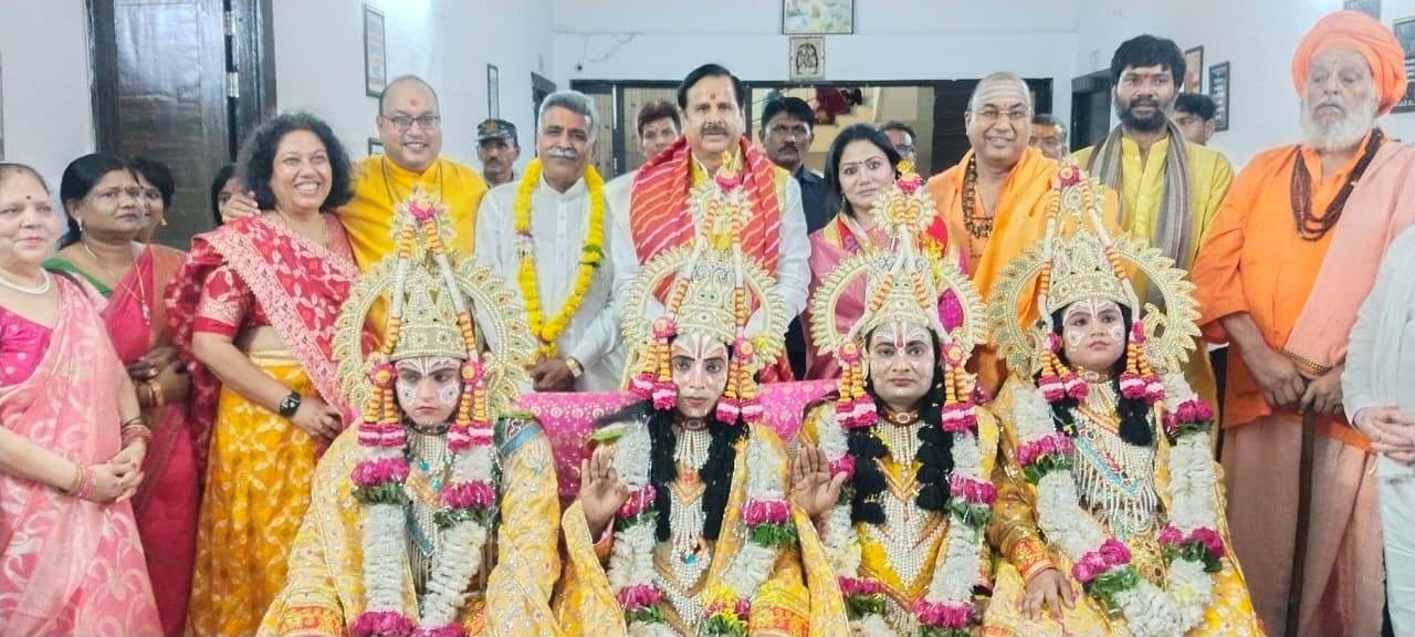 Shri Ram Barat procession during Manah Kameshwar Ramlila Mahotsav 2026 in Shamsabad, Agra