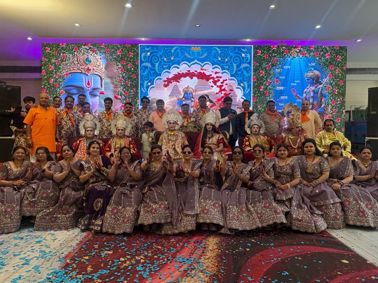 Lord Shri Ram, Mata Sita, Lakshman, Bharat, Shatrughna and Hanuman Swaroops honoured at Shri Ram Janaki Mitra Mandal ceremony in Agra